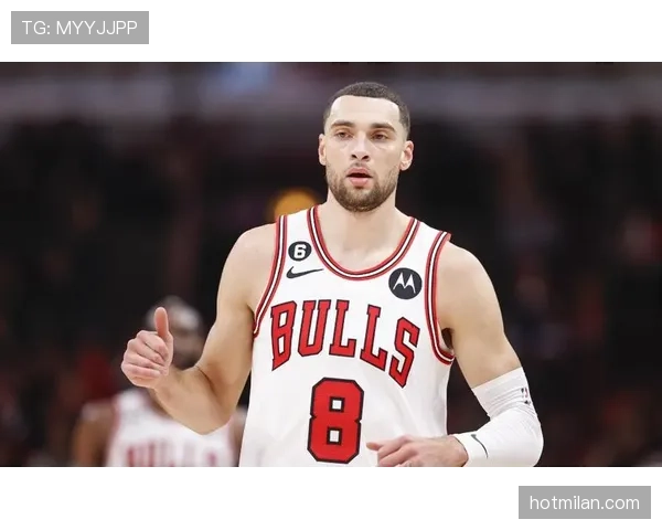 拉文无球跑位明显提升三分效率 助芝加哥公牛拉开比分差距 拉文无球跑位明显提升三分效率 助芝加哥公牛拉开比分差距